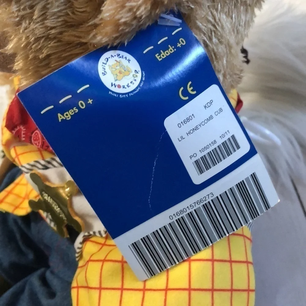 lil honeycomb cub sherif build a bear NWT